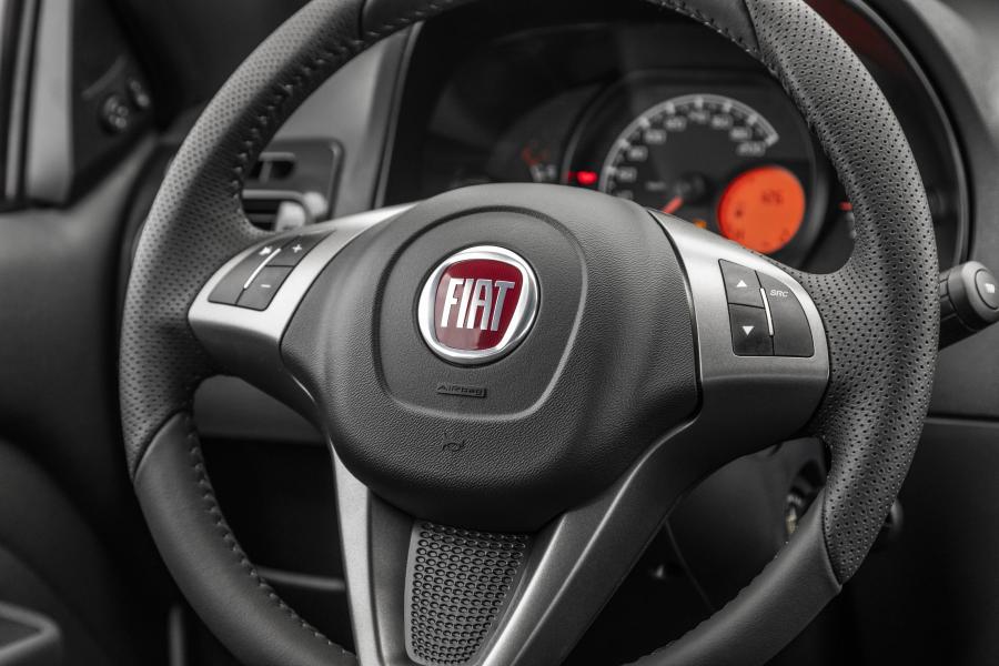 Панель приборов Fiat Strada Freedom CD (278) 2018 года  (фото 6 из 13)